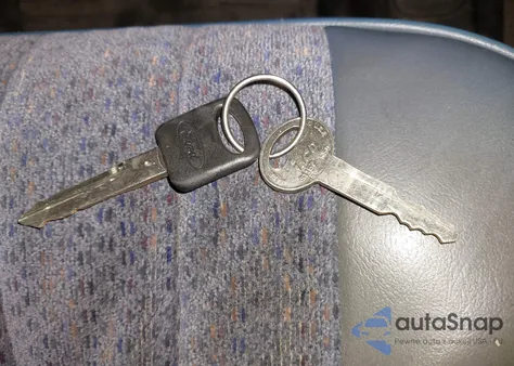 1996 Ford Bronco U100 z USA, uszkodzony, nr VIN 1FMEU15H4TLB39206